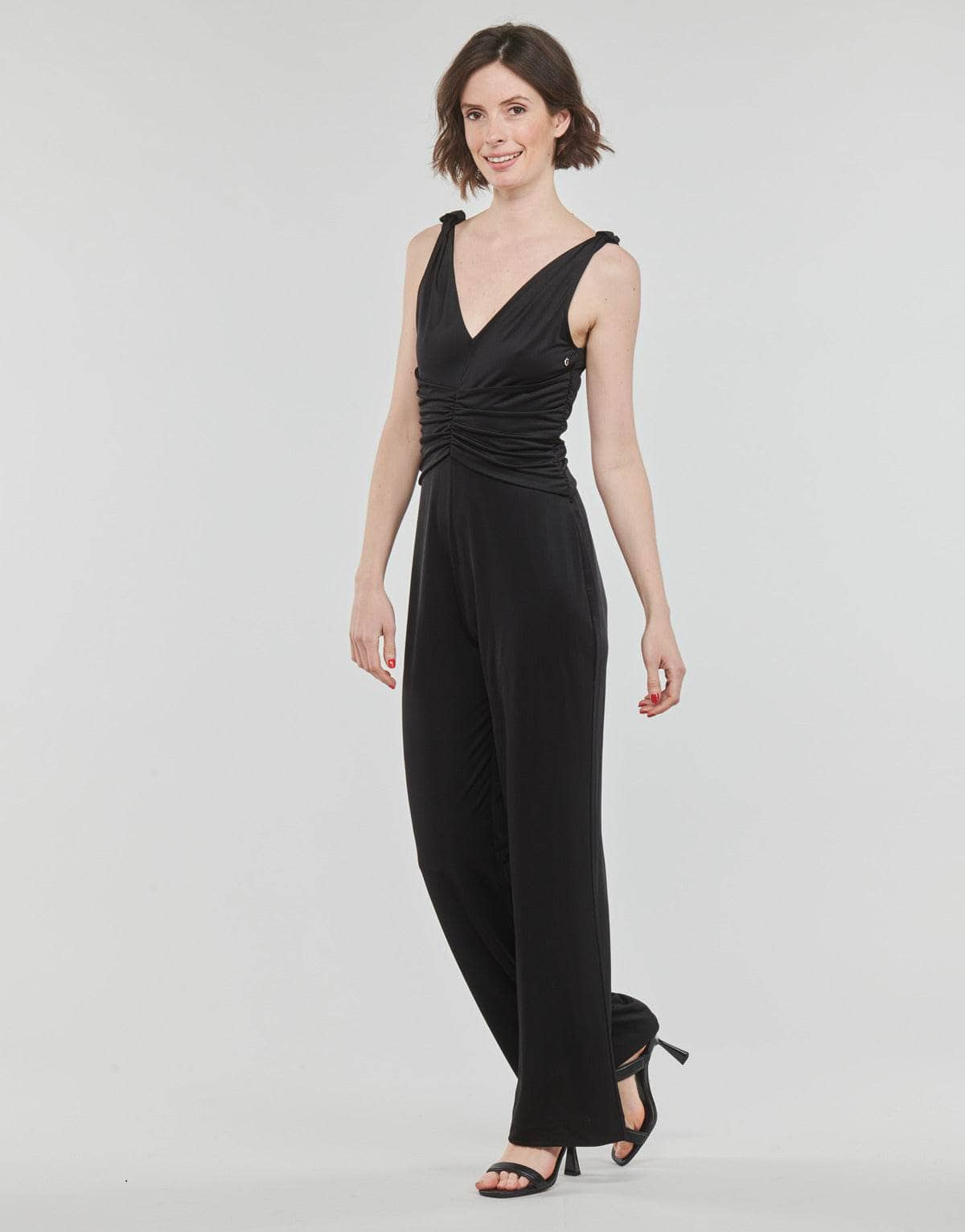 Tute / Jumpsuit Donna Guess  SS COWL POPLIA OVERALL  Nero