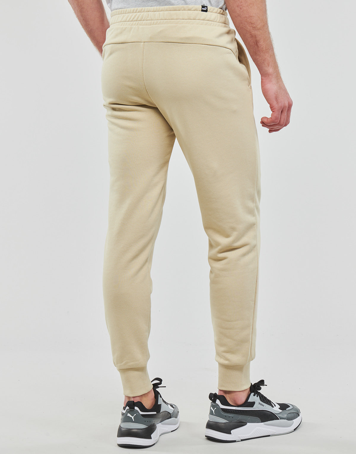 Pantaloni Sportivi Uomo Puma  ESS LOGO PANTS  Beige