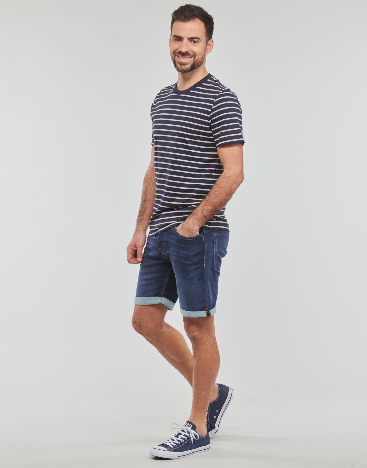 Pantaloni corti Uomo Jack & Jones  JJIRICK JJICON SHORTS  Blu