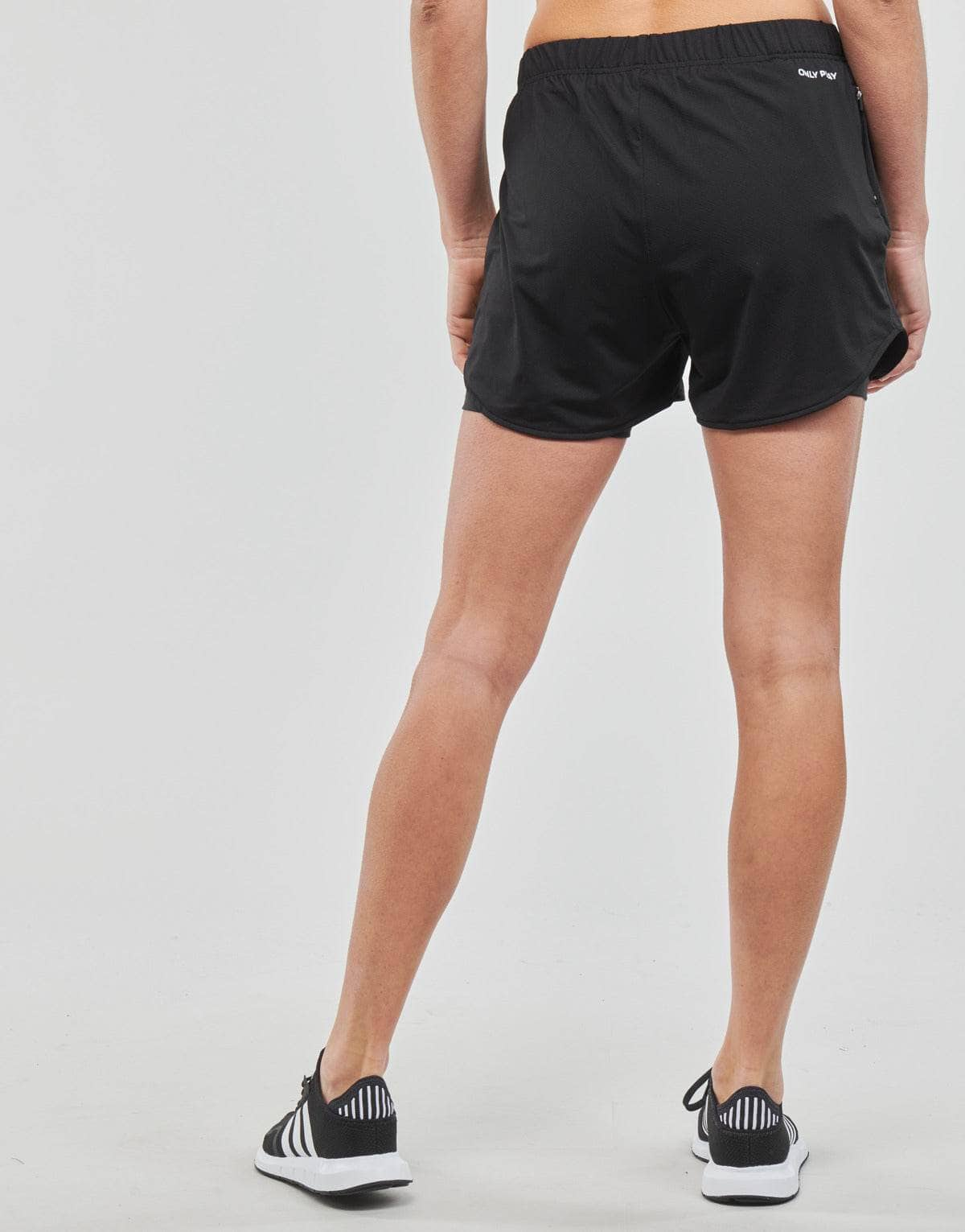 Shorts Donna Only Play  ONPMILA LOOSE TRAIN SHORTS  Nero