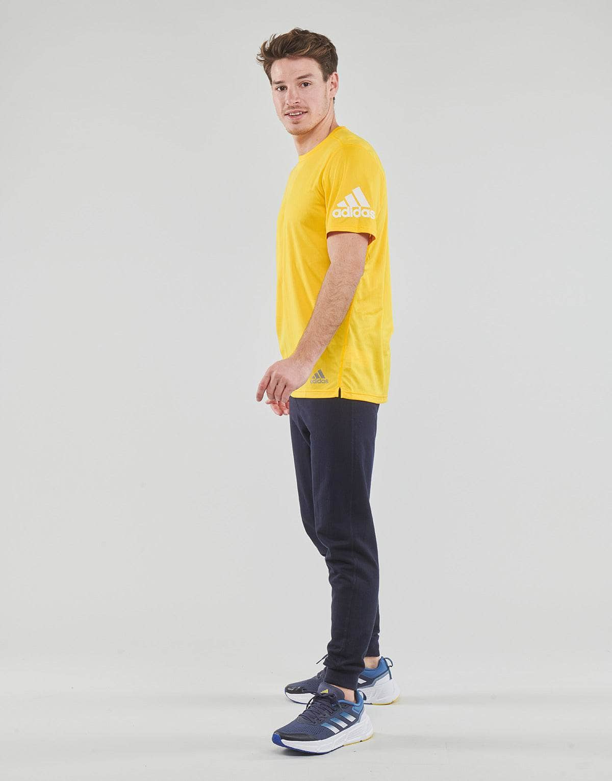 T-shirt Uomo adidas  RUN IT TEE M  Giallo