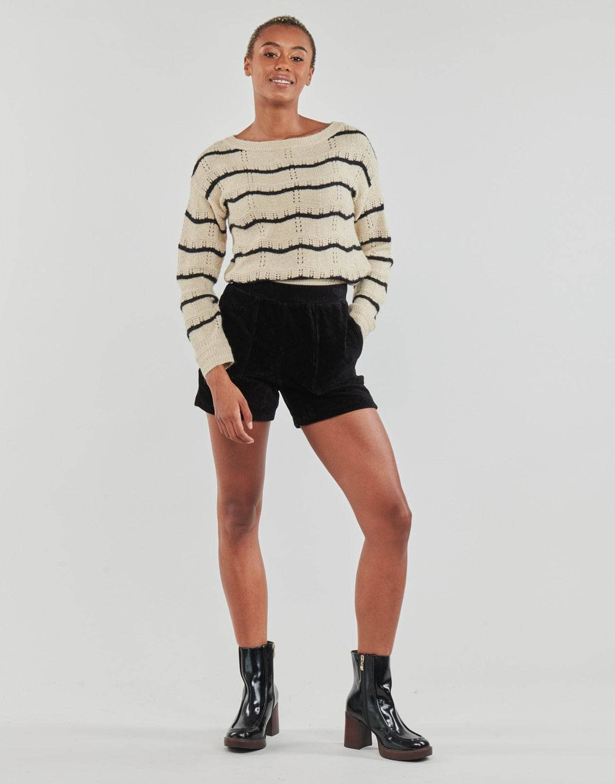 Shorts Donna Vila  VIKITA HW SHORTS/LS  Nero