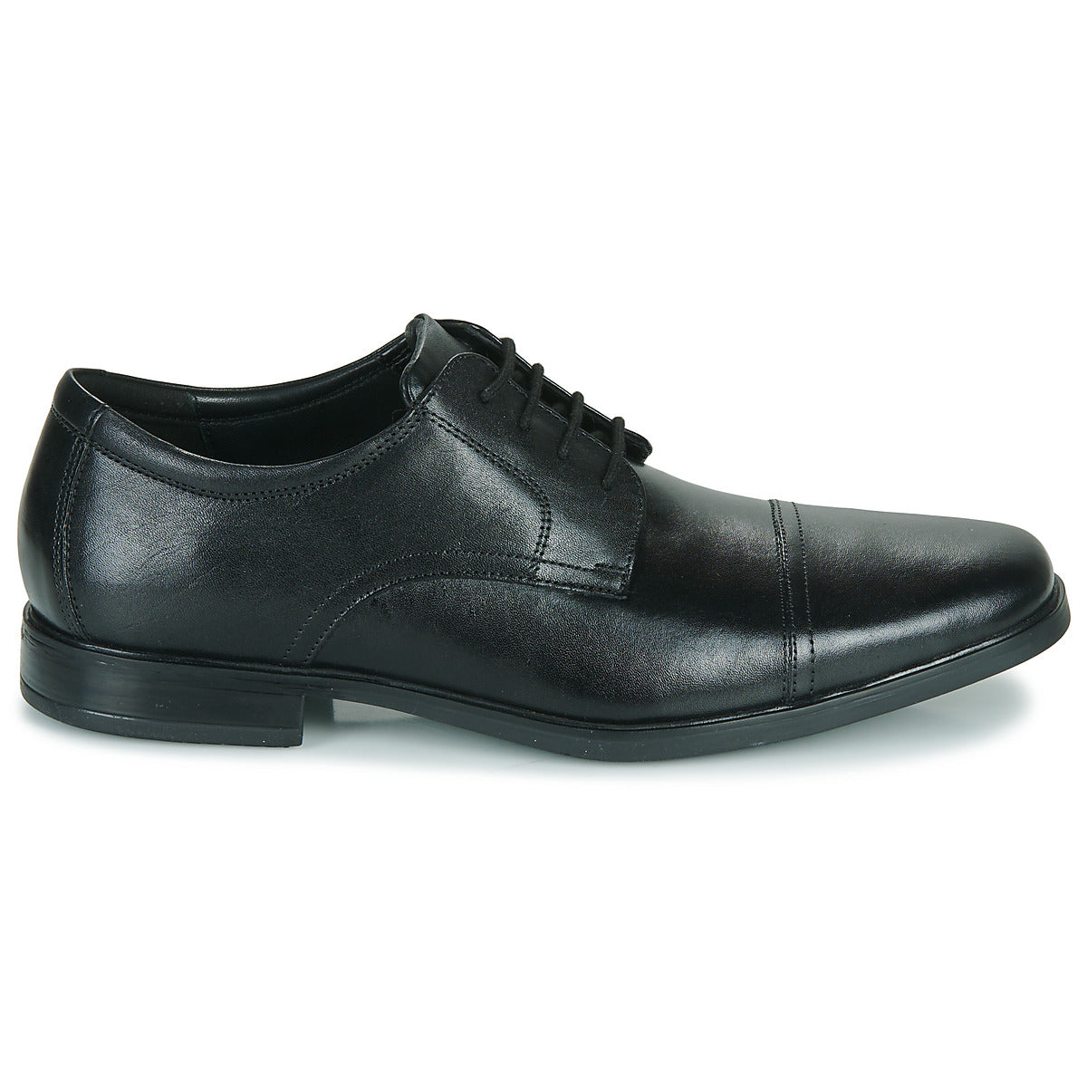 Scarpe Uomo Clarks  HOWARD CAP  Nero