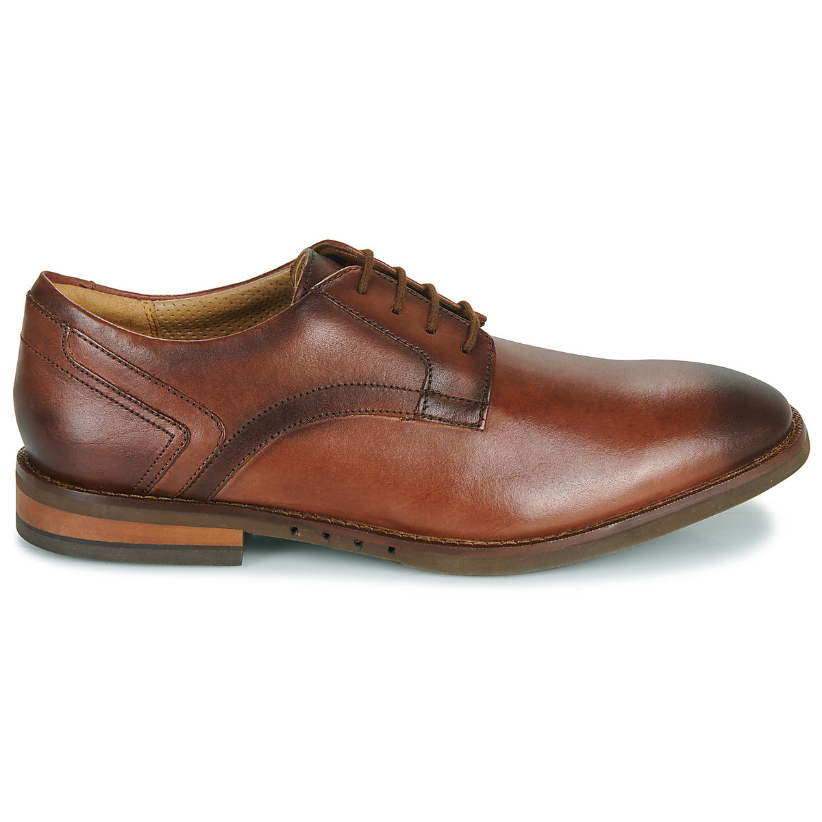 Scarpe Uomo Clarks  UN HUGH LACE  Marrone